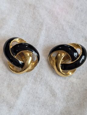 Vintage Vendome Black & Gold Knot Clip-On Earrings | 1960s/70s | High-End